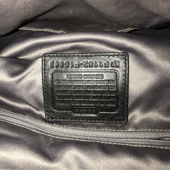 Coach - Picture 5 of 6